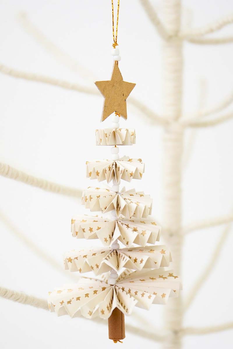 Paper Christmas Tree by A World of Craft - White and Gold