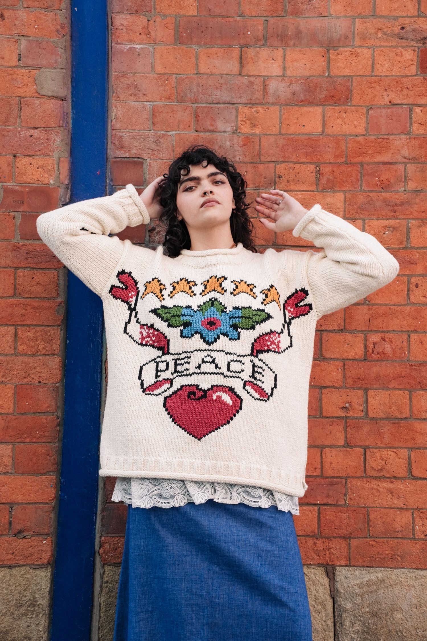 Amano Peace Pullover