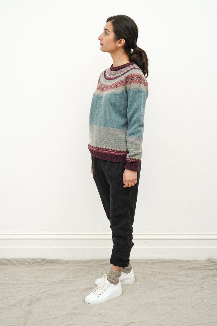 Eribe_Alpine_Sweater_Old_Rose_Model_2